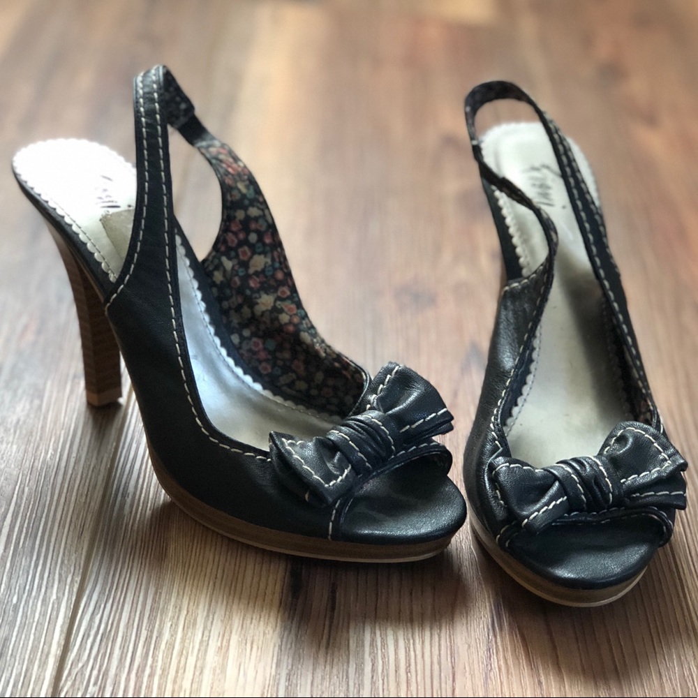 [Fioni]••••••••open toe 👠 heels